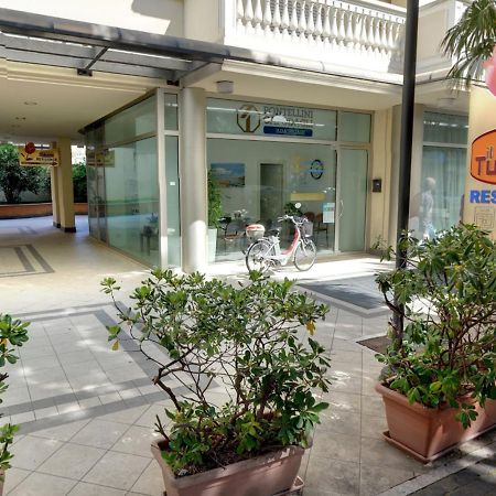Residence Il Tulipano Riccione Luaran gambar
