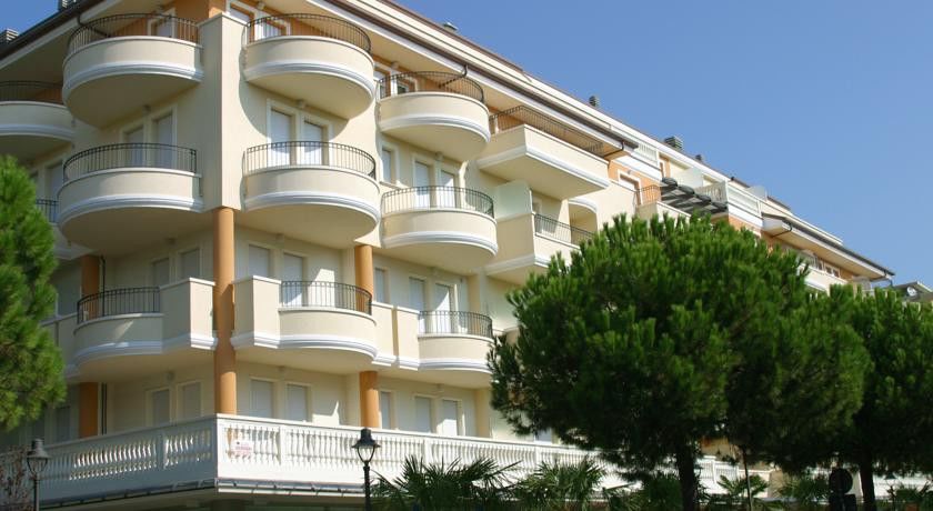 Residence Il Tulipano Riccione Luaran gambar